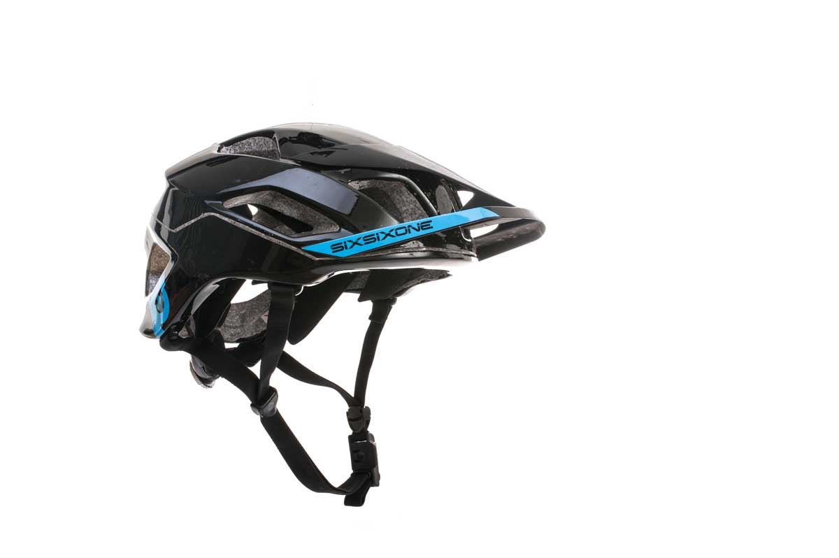 SixSixOne Evo AM helmet Singletrack World Magazine SixSixOne Evo AM helmet Singletrack World Magazine