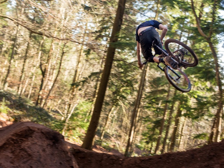 Singletrack Cinema 5