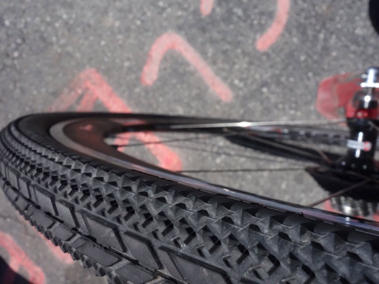 Sea Otter 2015: Clement Releases New Hybrid Tread Tyre