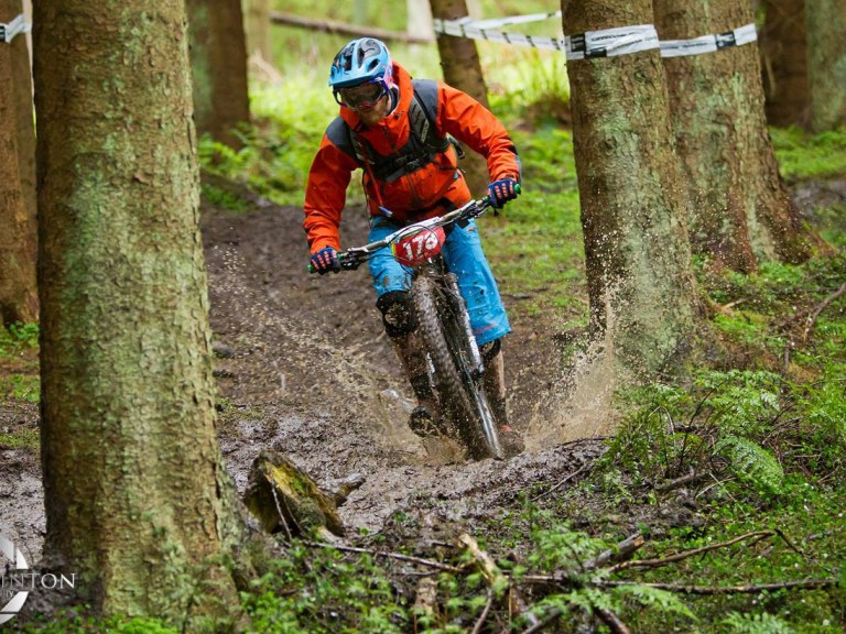 Racing Enduro – what do you need to put in?