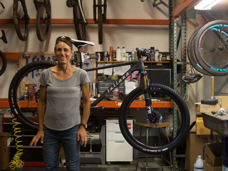 Juliana Launches New Women’s Nevis Carbon Hardtail