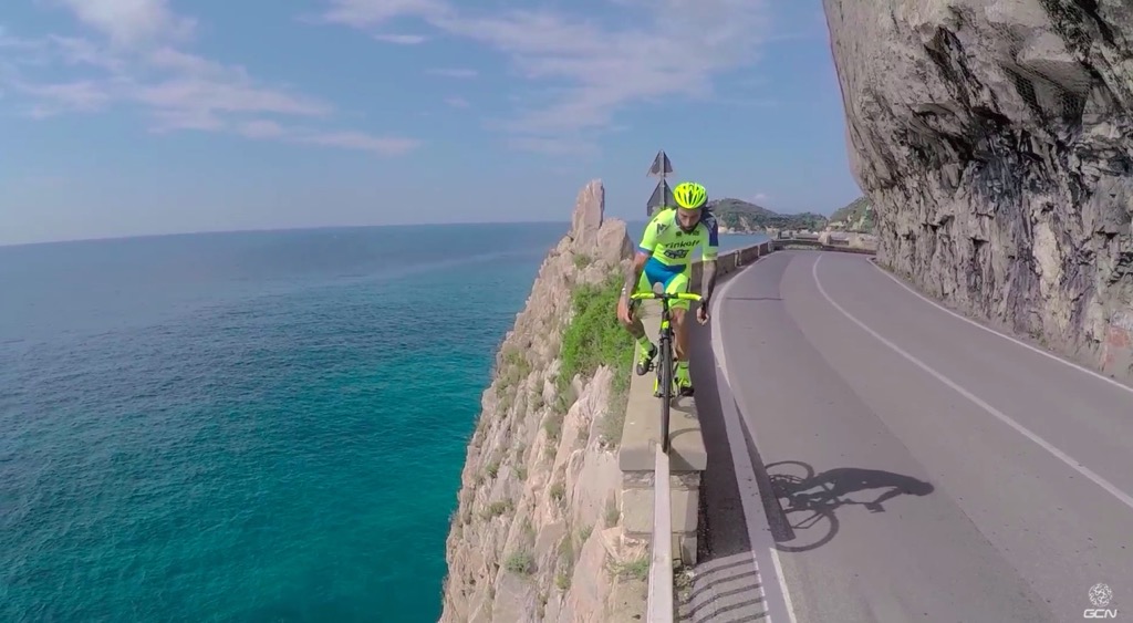 Road Bike Freestyle 2 – VIDEO