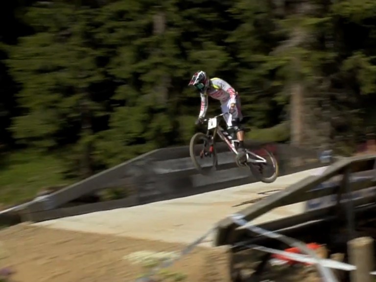 Lenzerheide WC DH – Atherton and Minnaar triumph. VIDEO