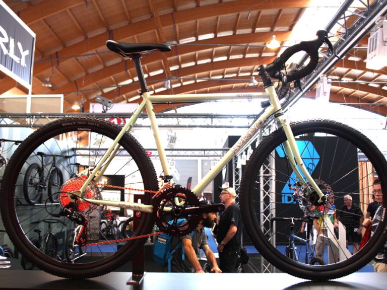 EUROBIKE 2015: Surly Straggler 650b