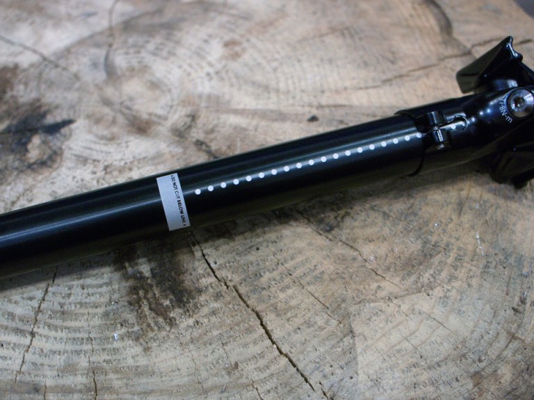 Eurobike 2015: Kind Shock, Carbon Bits and Short Travel Droppers