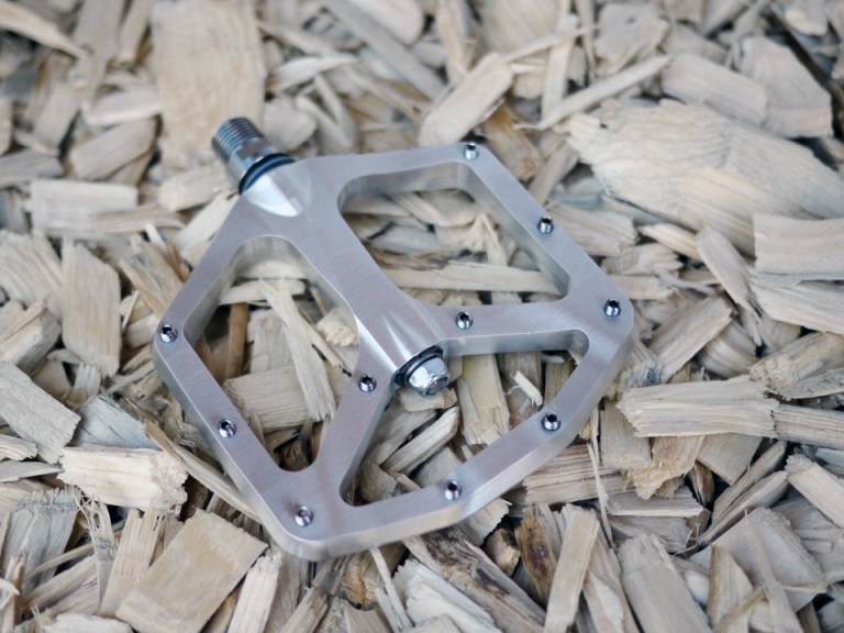 Eurobike 2015: Sixpack Racing