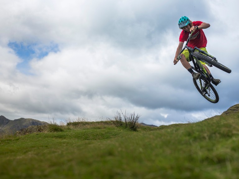 Video: Trippin – Altura – Climb Ride