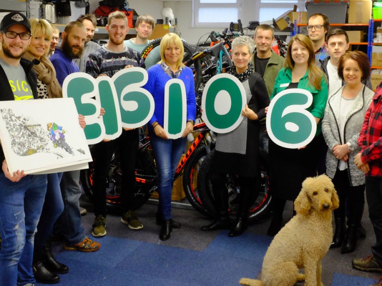 Singletrack Readers Raise £16k For Cancer Charities