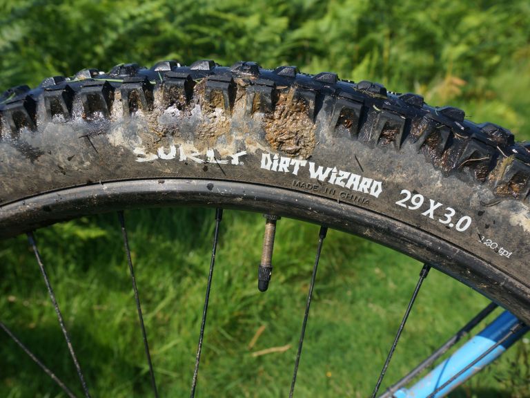 Review: Surly Dirt Wizard 29+ Tyres