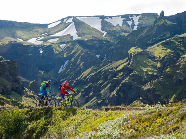Hans and Peaty Take On Iceland: AWESOME VIDEO!