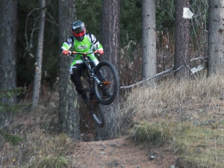 Adam Brayton Gets Raw with Hope’s New Pro 4 Hubs (VIDEO)