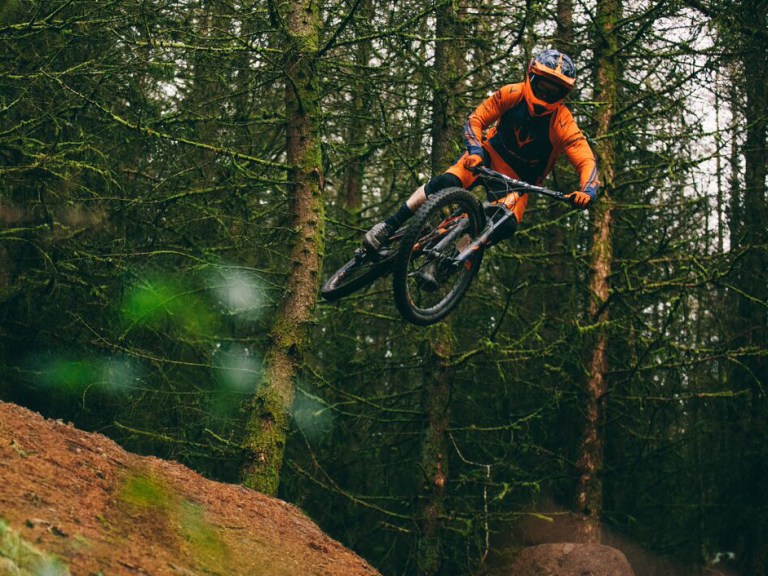 Video: Sam Shucksmith joins Whyte, joins Whyte