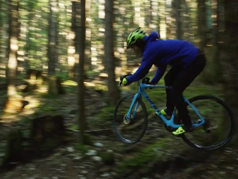 Video: Yoann Barelli rides CX on Downhill Course
