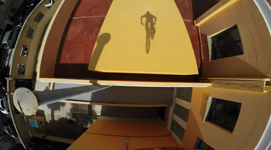 Video: Behind the Scenes with MacAskill