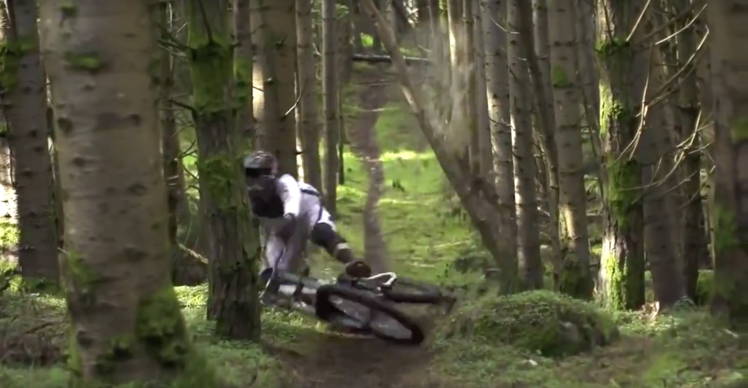 Crash Video: Downhill Fails