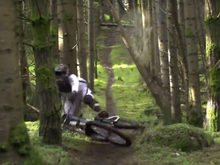 Crash Video: Downhill Fails