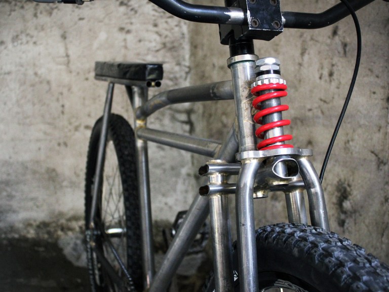 What The What? Donhou Hack Bike Klunker