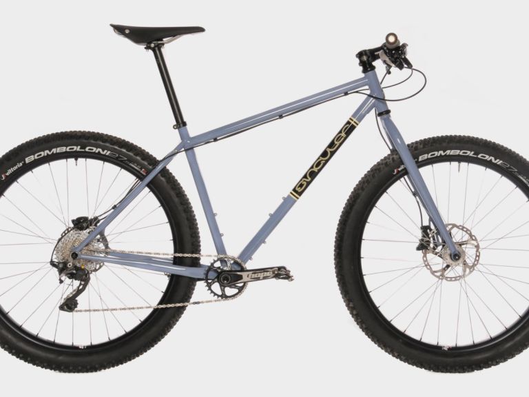 Singular Cycles Spreads Its Wings