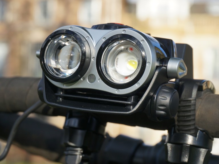 Review: LED Lenser XEO 19R Light