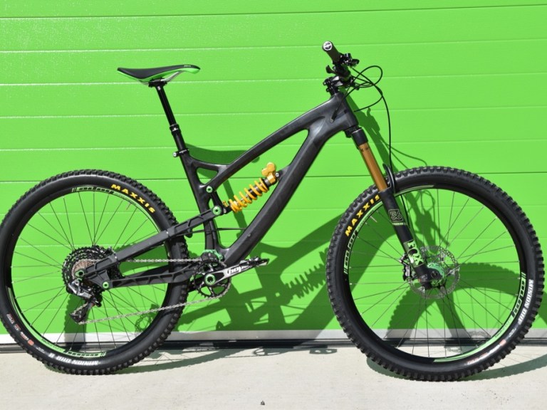 Hope’s new carbon HB.211 bike – exclusive pics!