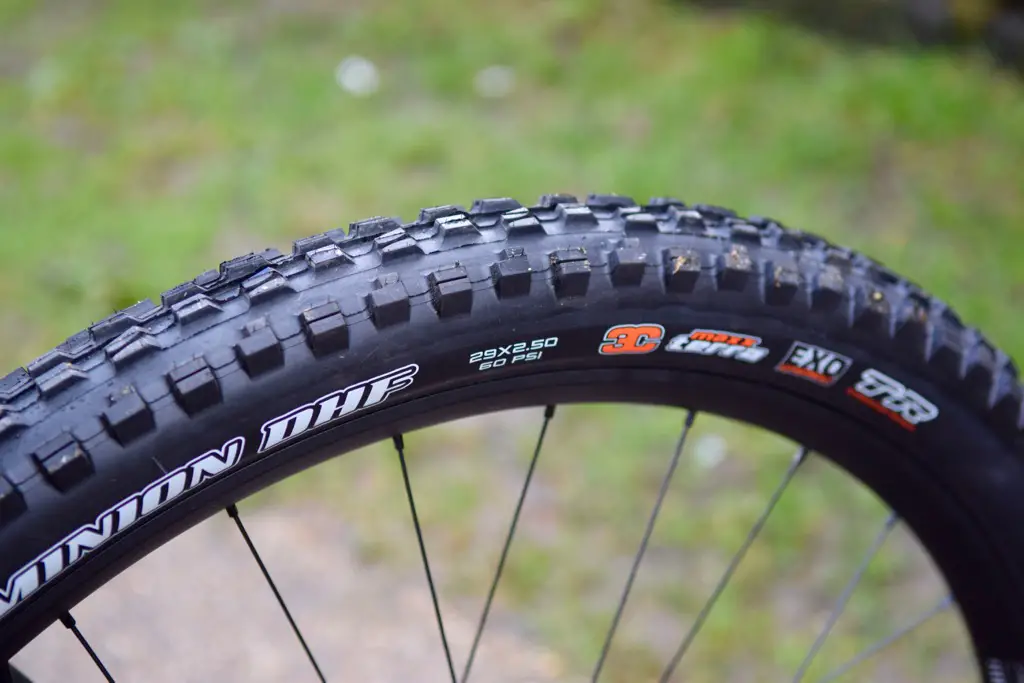 Yeti SB5.5c Minion 2.5