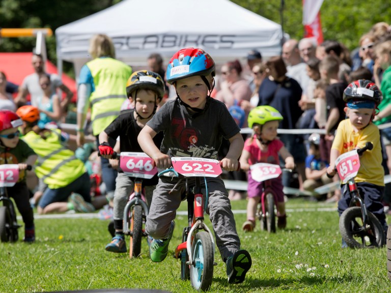 Tweedlove: Islabikes Family Day
