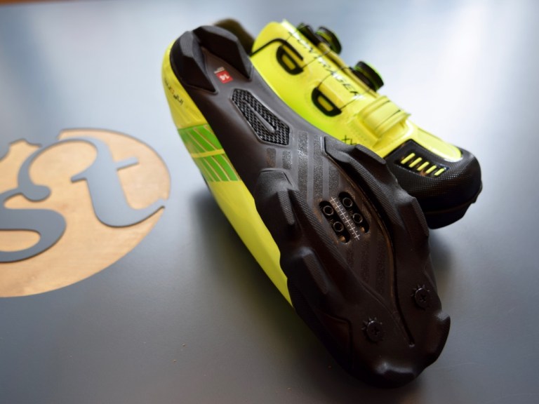 Competition: WIN Bontrager XXX Race Shoes (size 42)!