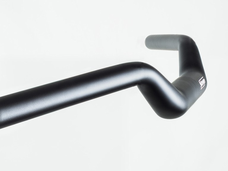 Stooge’s Mega-Wide, Super-Sweepy Moto Bar