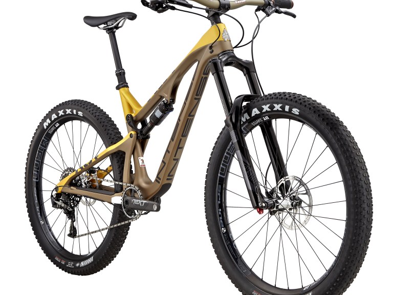 Intense launches the ACV – carbon 27.5+ trailmonster