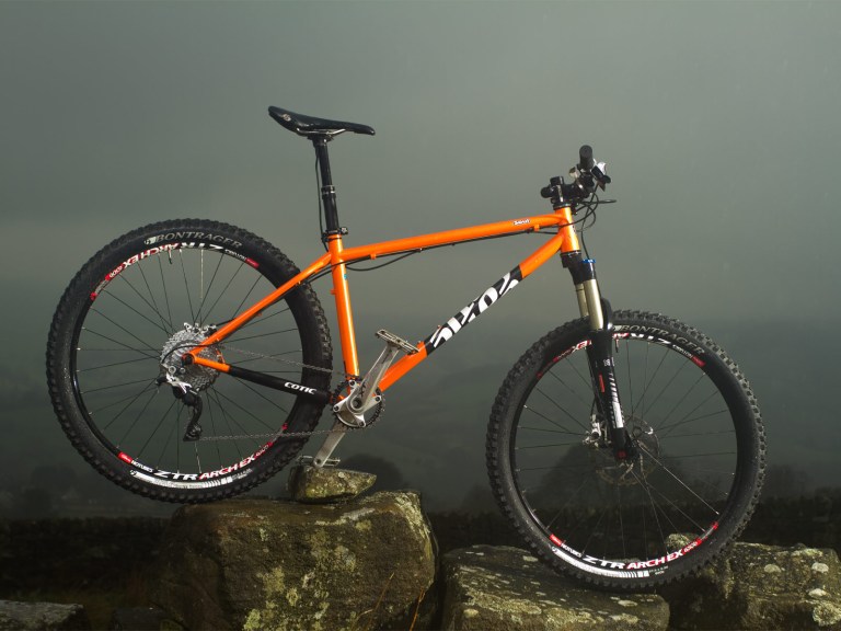 Cotic update the Soul with 142 x 12 thru-axle