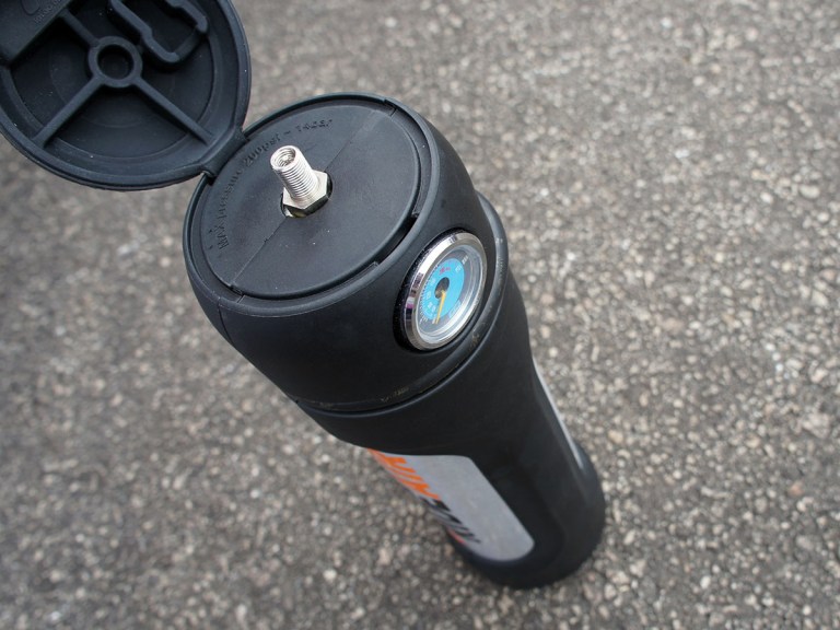 Interbike 2016: SKS Get PUMPED for Tubeless