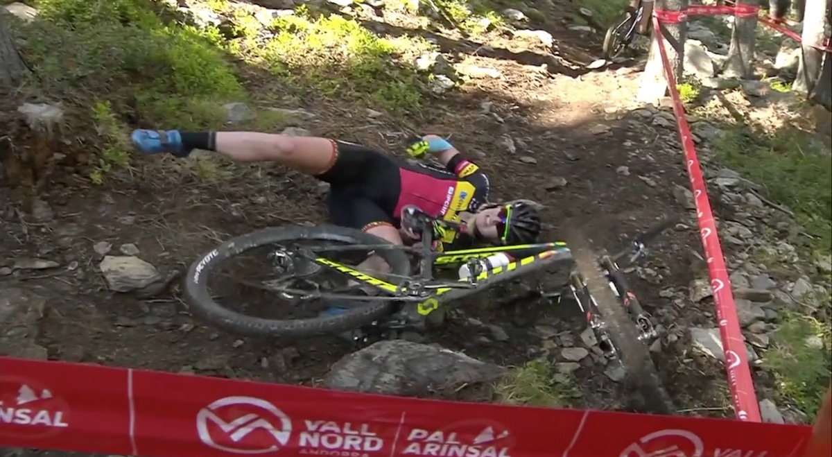 Video: XCO Women’s Carnage At Vallnord World Cup