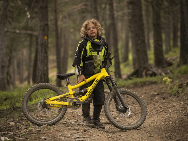 Commencal Introduces Smaller Wheels For 2017