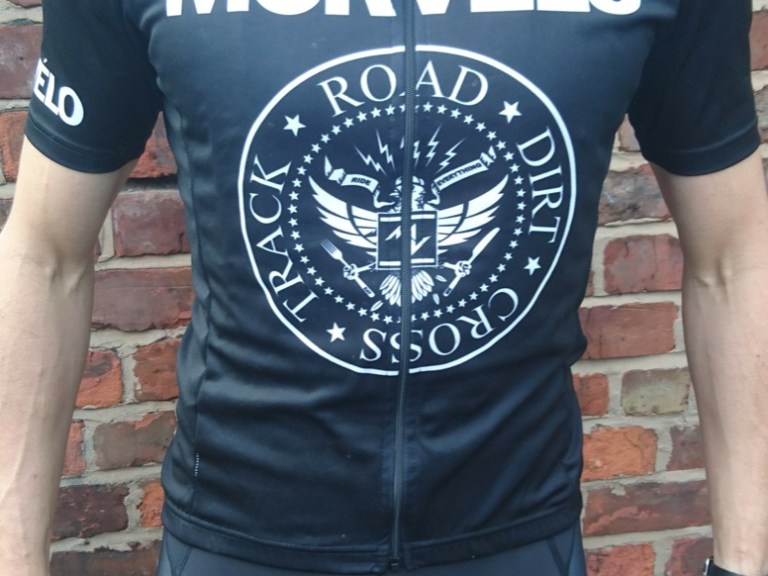 Review: Morvelo Joey Shorts and Jersey