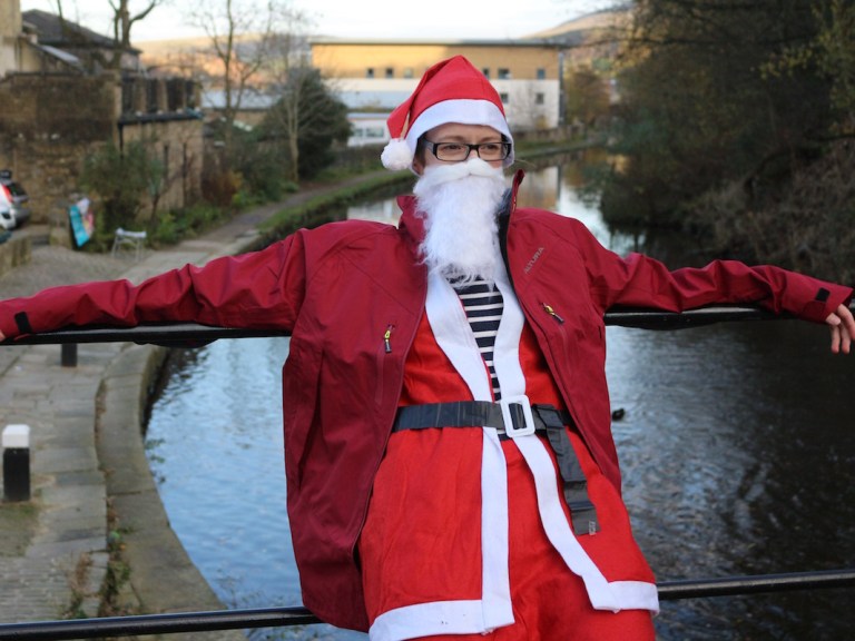 Gift Giveaway: Christmas Countdown Day 1