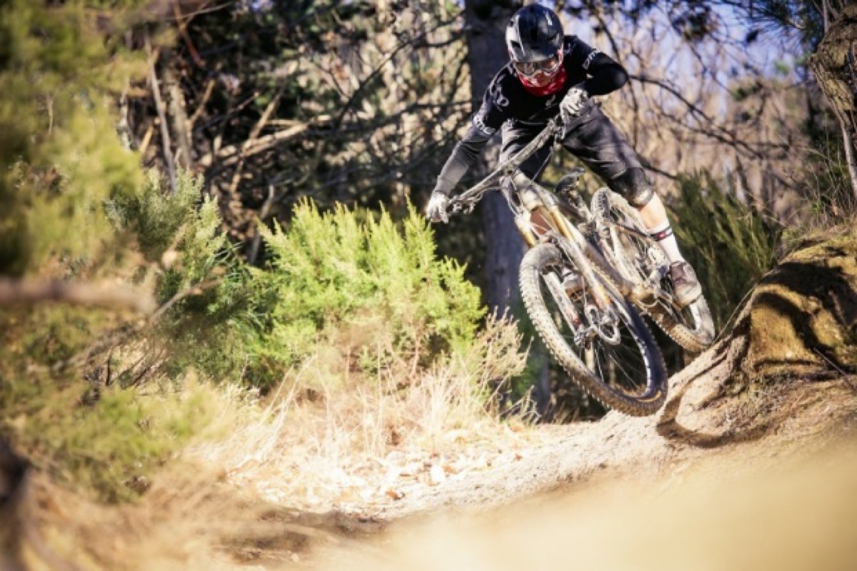 Lorraine in action. Picture Credit: www.lorrainetruong.ch