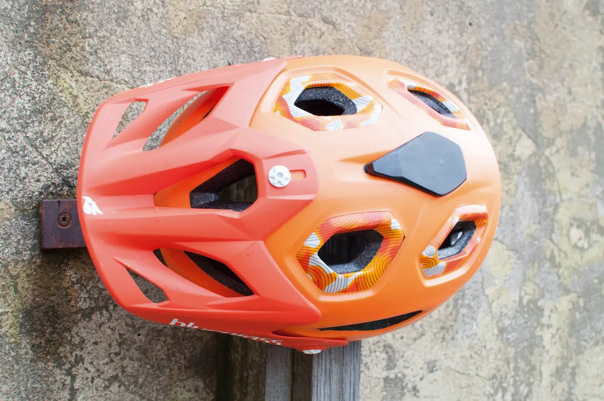 trail helmet barney marsh group test 7idp met bluegrass poc o'neal bell lazer giro kask