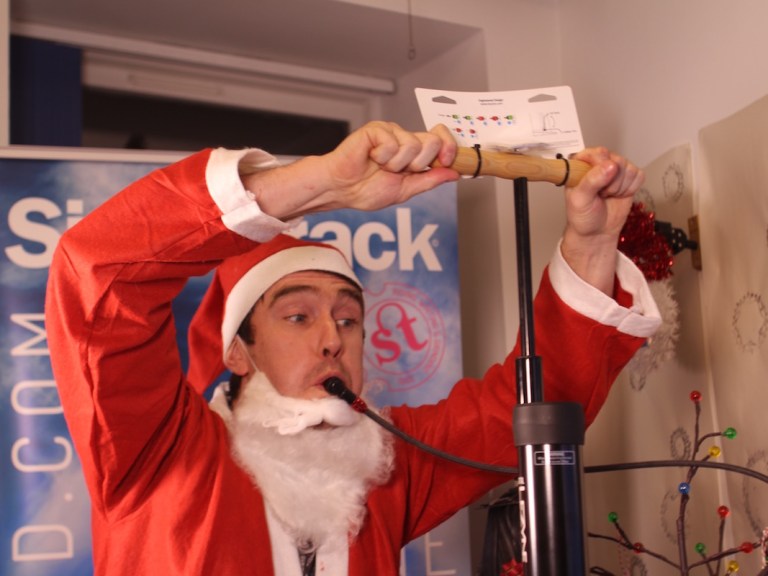 Gift Giveaway: Christmas Countdown Day 20