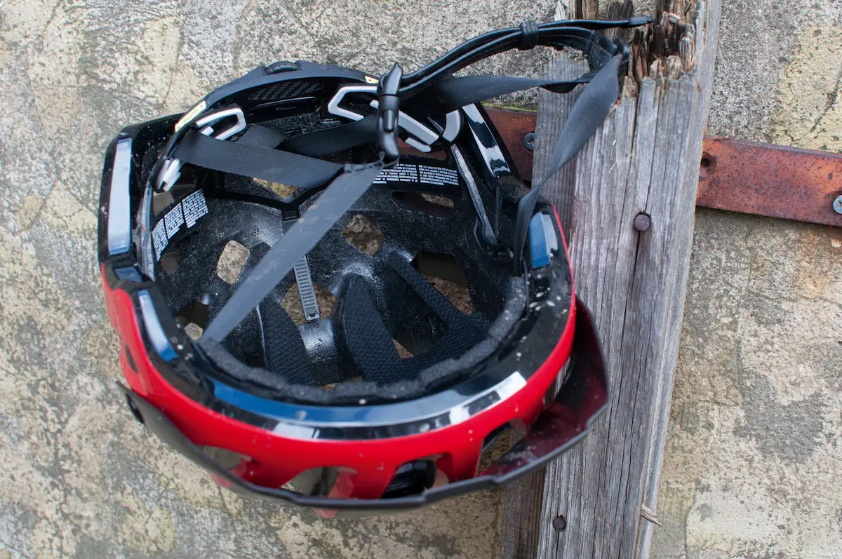 trail helmet barney marsh group test 7idp met bluegrass poc o'neal bell lazer giro kask