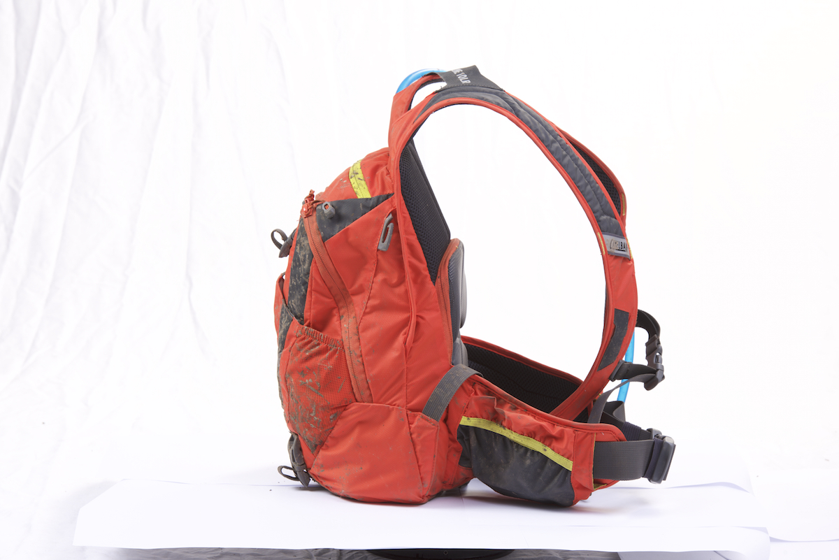 camelbak skyline lr hydration pack