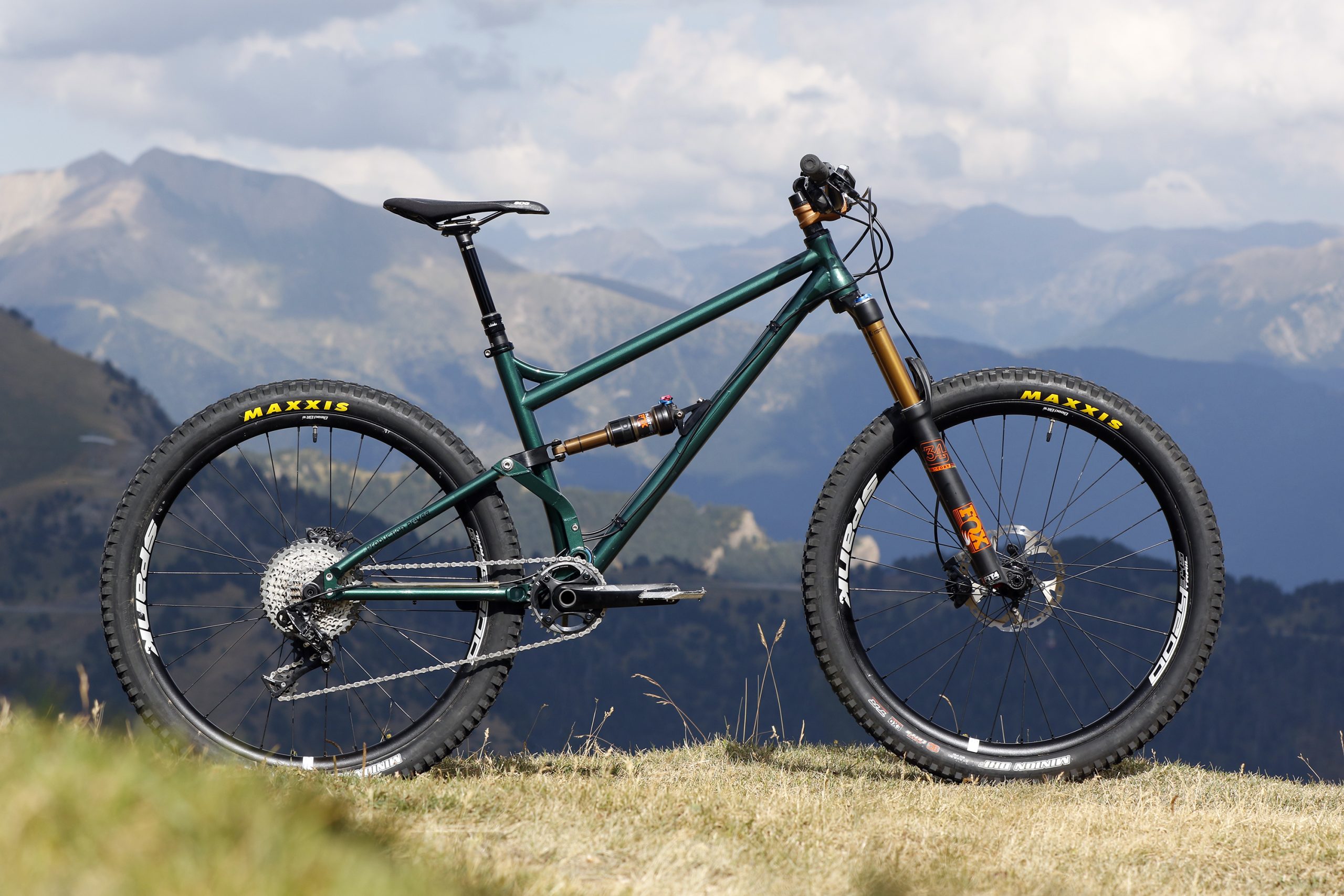Production Privee Goes Full Suspension With The Shan Nº5