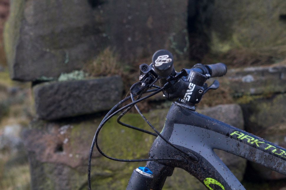 alchemy arktos carbon full suspension fox enve thomson 1x11