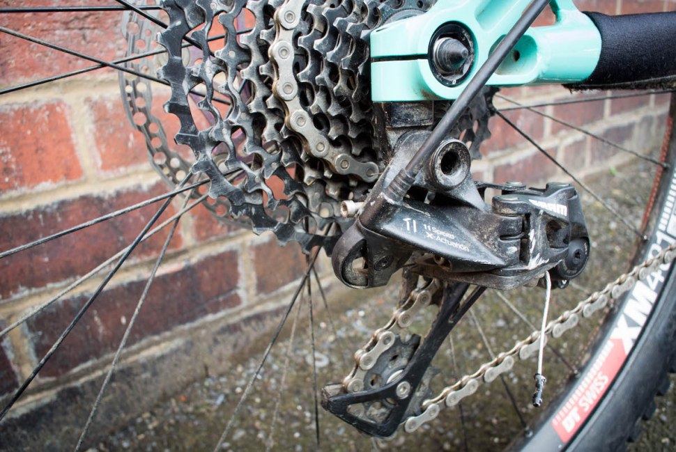 SRAM nx drivetrain groupset chainring cassette derailleur shifter