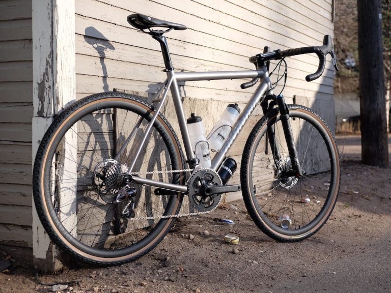 Alchemy Unveils Kratos Gravel Bike With Fox Suspension Fork