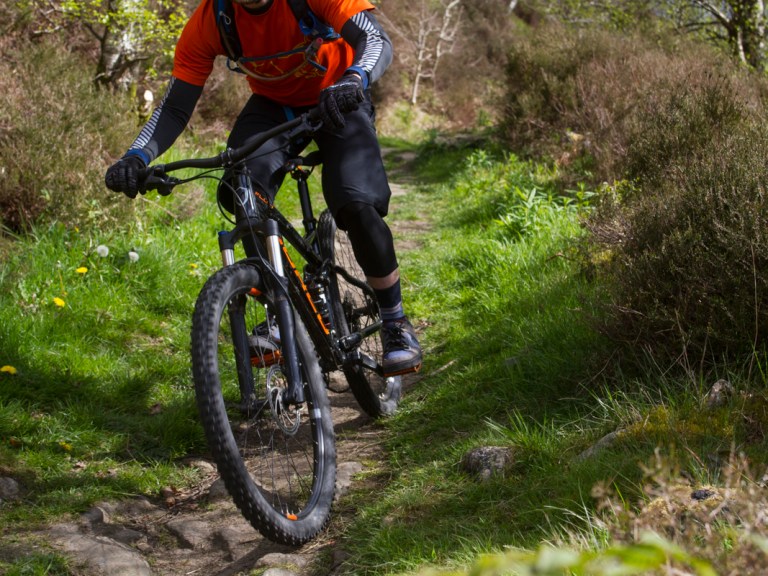 5 Full Suspension Bikes That Cost £1200 Or Less
