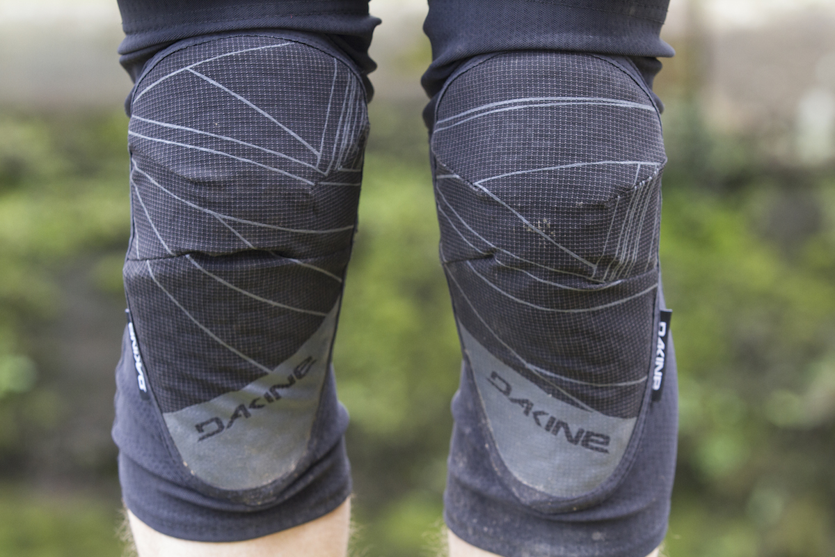 dakine slayer knee pads