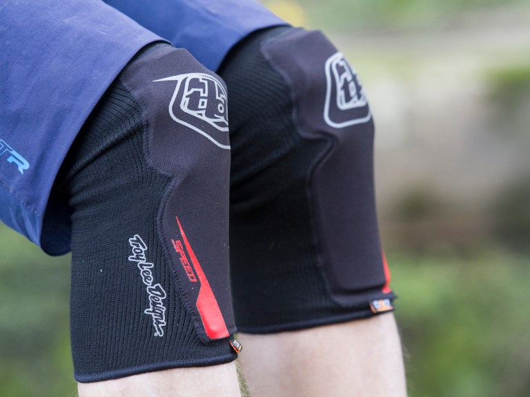 Review: TLD Speed Knee Sleeve – Winner Most Comfortable