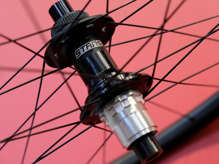 Live Unboxing: The Only Stan’s NoTubes Podium SRD Wheelset In The UK