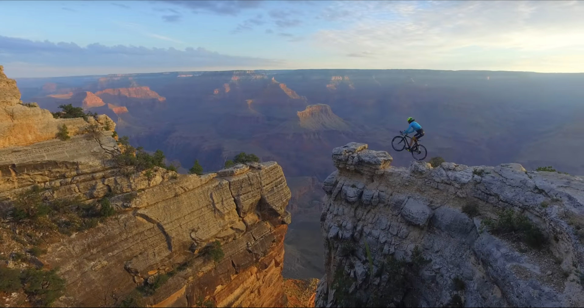 Vittorio Brumotti - Grand Canyon trials riding