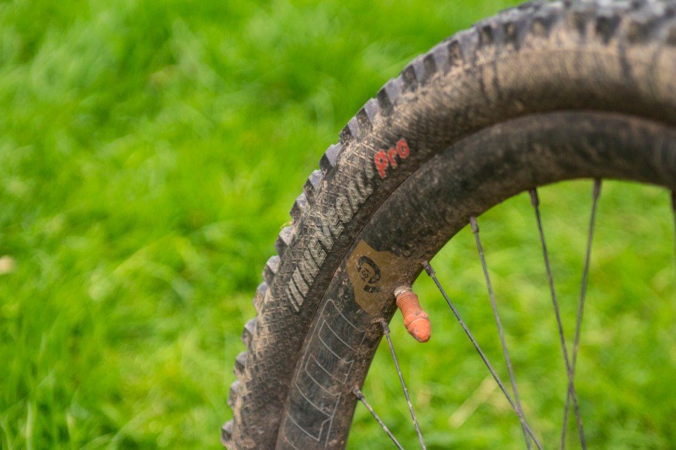 kenda tyres nevegal pro